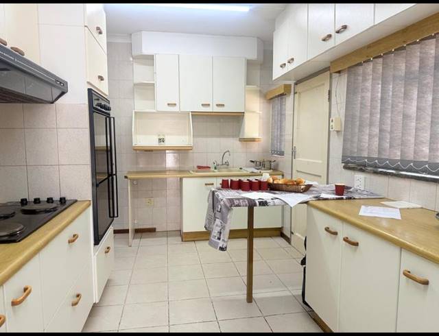 7 BEDROOM HOUSE FOR SALE IN ELSPARK